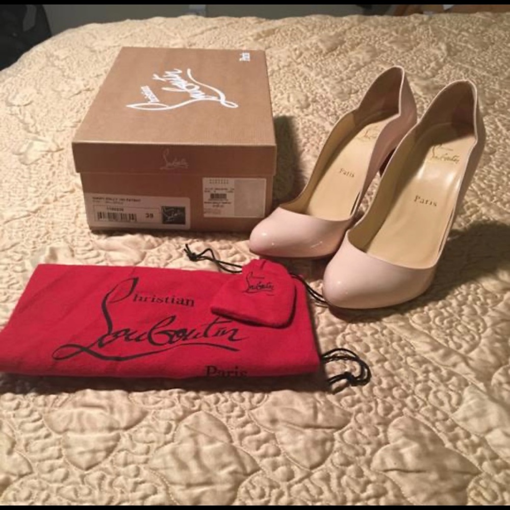 Christian Louboutin Wawy Dolly 100 Patent